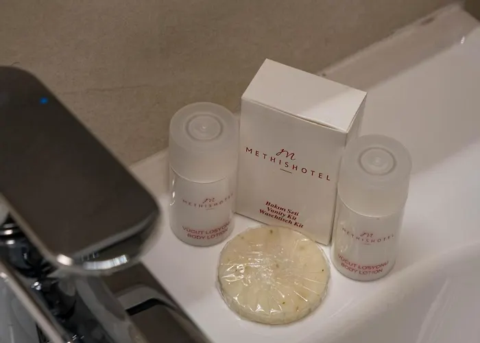 מלון Methishotel Karsiyaka Izmir