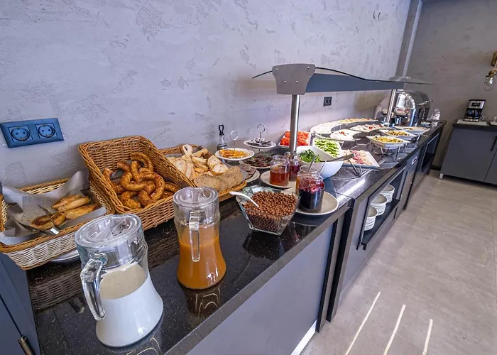 Methishotel Karsiyaka Izmir *