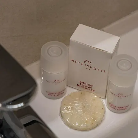 Отель Methishotel Karsiyaka Izmir